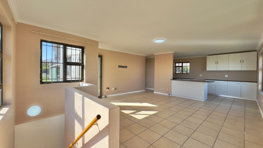 3 Bedroom Property for Sale in Mansfield Western Cape